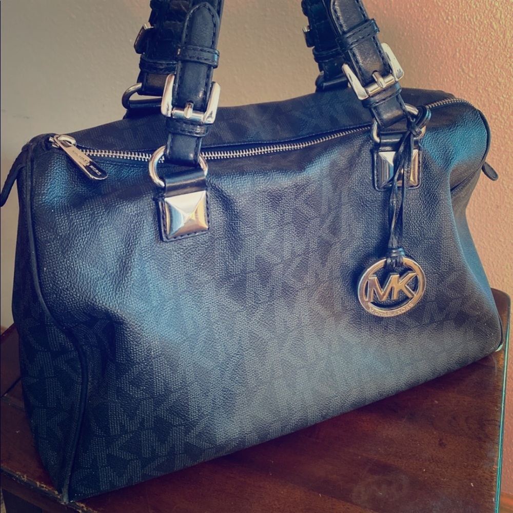 Micheal Kors Bag.